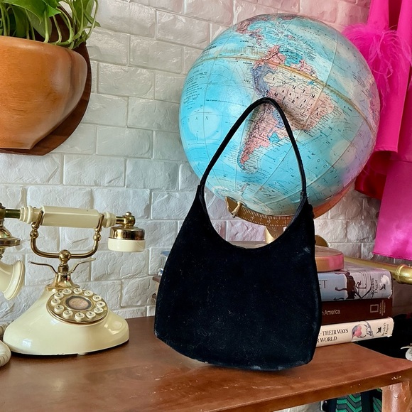 Vintage 90s Y2K Black Suede Hobo Shoulder Bag with Tassel Detail - Picture 6 of 13